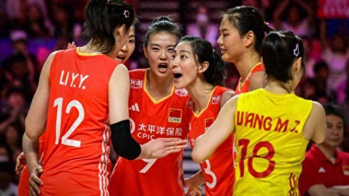 央视直播中国女排PK波兰女排，1/4决赛对手4选1，蔡斌怎么排阵容