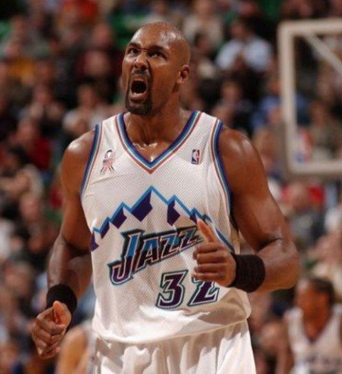 斯托克顿的历史助攻王是因为他的搭档是卡尔马龙吗？